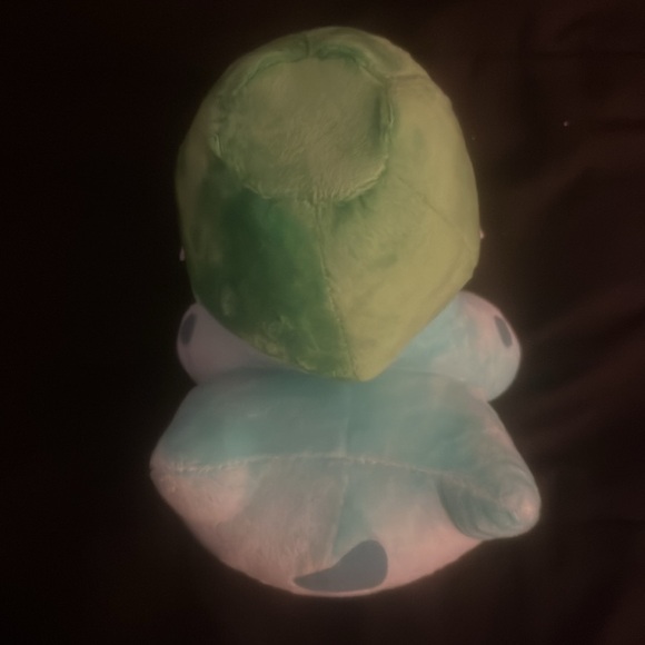 Bulbasaur Stuffed Animal - Picture 3 of 7